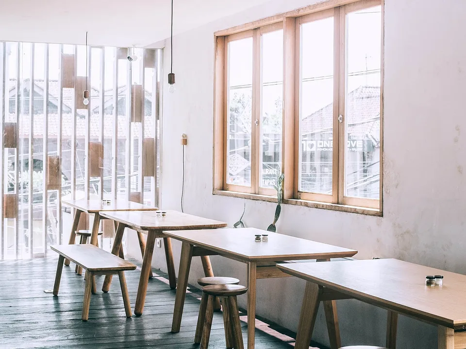Antique Café — Restaurant Showcase preview